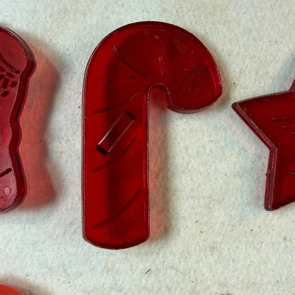 Vintage 80s Hallmark Christmas Cookie Cutter Red Green 7pc Grandmacore Americana